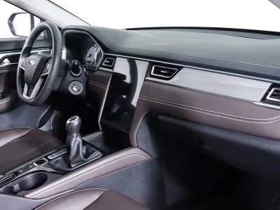 Автомобиль JAC J7, 1.5 л, передний привод, Вариатор, бензин в наличии в Новосибирск