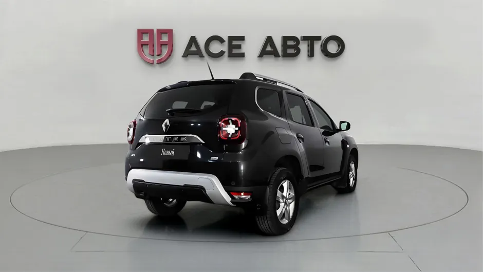 Автомобиль Renault Duster, 1.6 л, полный привод, МКПП, бензин в наличии в Самаре