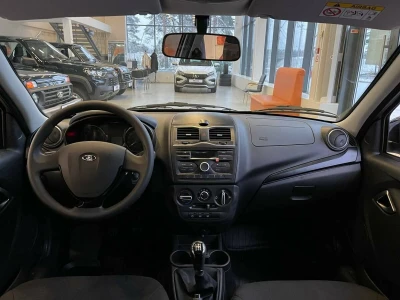 Автомобиль LADA Granta Седан New, 1.6 л, передний привод, МКПП, бензин в наличии в Екатеринбург