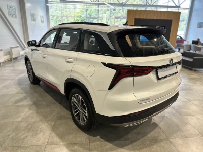 Автомобиль Changan CS75 Plus, 1.5 л, передний привод, АКПП, бензин в наличии в Краснодаре