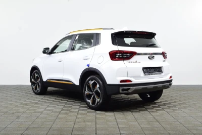 Автомобиль Chery Tiggo 4 Pro, 1.5 л, передний привод, Вариатор, бензин в наличии в Екатеринбург
