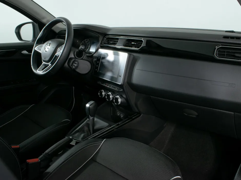 Автомобиль Renault Arkana, 1.6 л, передний привод, Вариатор, бензин в наличии в Краснодаре