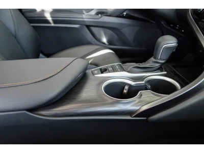 Автомобиль Toyota Camry, 2.5 л, передний привод, АКПП, бензин в наличии в Тюмени