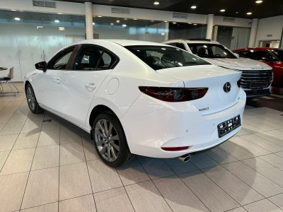 Автомобиль Mazda 3, 2 л, передний привод, АКПП, бензин в наличии в Краснодаре