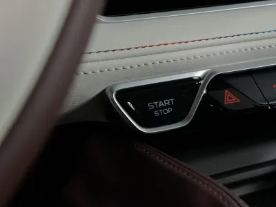 Автомобиль Geely Monjaro, 2 л, полный привод, АКПП, бензин в наличии в Новосибирск