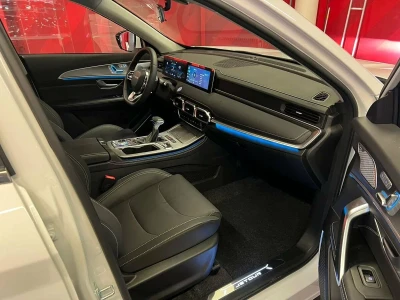 Автомобиль Jetour X70 PLUS, 1.6 л, передний привод, Робот, бензин в наличии в Екатеринбург