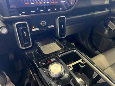 Автомобиль Haval Dargo, 2 л, полный привод, Робот, бензин в наличии в Екатеринбург