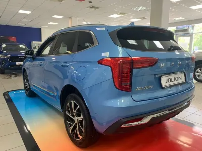 Автомобиль Haval Jolion, 1.5 л, передний привод, Робот, бензин в наличии в Москва