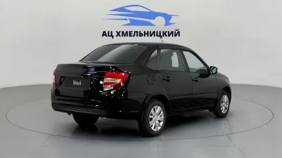 Автомобиль LADA Granta Седан, 1.6 л, передний привод, МКПП, бензин в наличии в Новосибирск