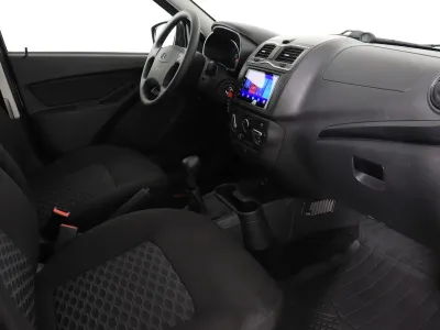 Автомобиль LADA Granta Лифтбек, 1.6 л, передний привод, МКПП, бензин в наличии в Новосибирск
