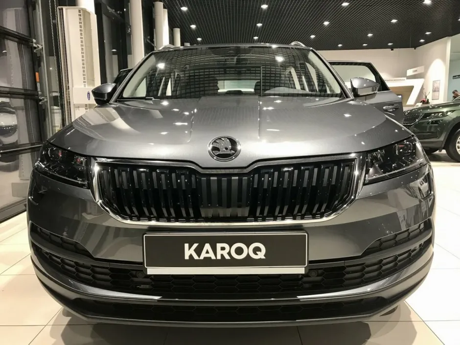 Автомобиль Skoda Karoq, 1.4 л, полный привод, Робот, бензин в наличии в Санкт-Петербург