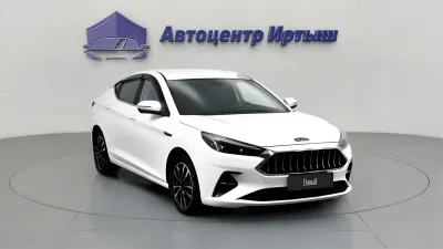 Автомобиль JAC J7, 1.5 л, передний привод, Вариатор, бензин в наличии в Омске