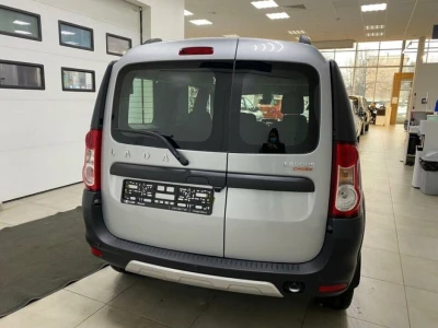 Автомобиль LADA Largus Cross 5 мест, 1.6 л, передний привод, МКПП, бензин в наличии в Новосибирске