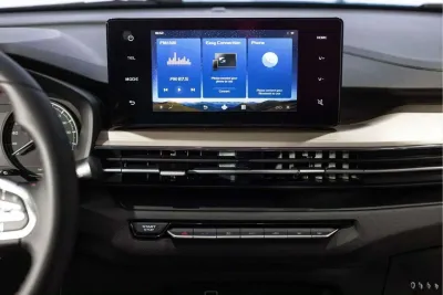 Автомобиль Livan X3 Pro, 1.5 л, передний привод, Вариатор, бензин в наличии в Санкт-Петербурге