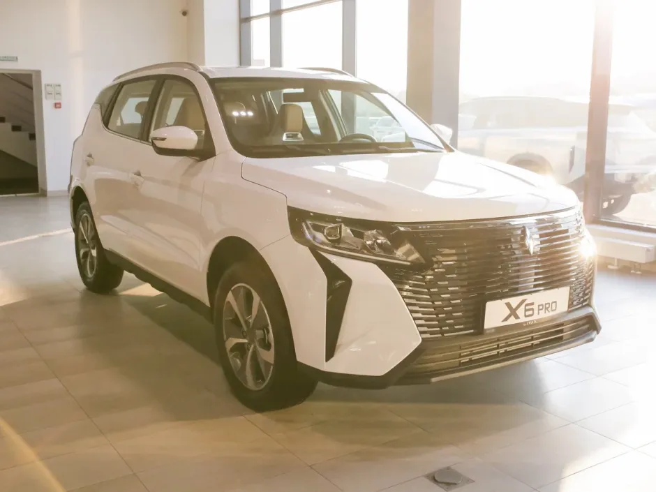 Автомобиль Livan X6 Pro, 1.5 л, передний привод, Робот, бензин в наличии в Краснодаре