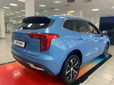 Автомобиль Haval Jolion, 1.5 л, передний привод, Робот, бензин в наличии в Москва