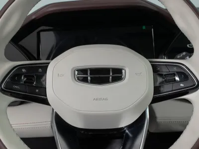 Автомобиль Geely Monjaro, 2 л, полный привод, АКПП, бензин в наличии в Новосибирск