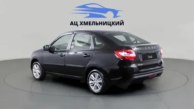 Автомобиль LADA Granta Лифтбек, 1.6 л, передний привод, МКПП, бензин в наличии в Новосибирск