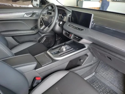 Автомобиль Haval Jolion, 1.5 л, полный привод, Робот, бензин в наличии в Краснодаре