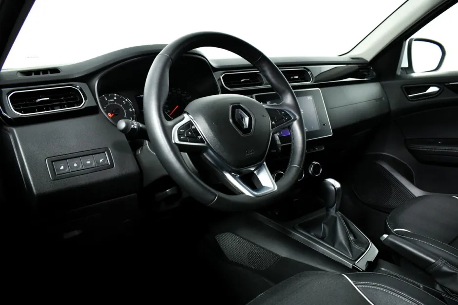 Автомобиль Renault Arkana, 1.6 л, передний привод, Вариатор, бензин в наличии в Самаре