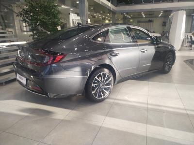 Автомобиль Hyundai Sonata, 2.5 л, передний привод, АКПП, бензин в наличии в Краснодаре