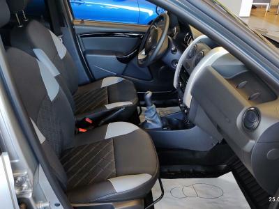 Автомобиль LADA Largus Cross 7 мест, 1.6 л, передний привод, МКПП, бензин в наличии в Новосибирске