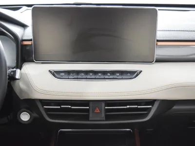 Автомобиль Haval Jolion, 1.5 л, передний привод, Робот, бензин в наличии в Новосибирск