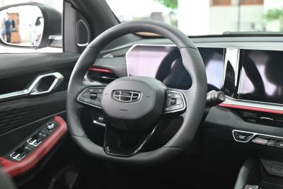 Автомобиль Geely Coolray, 1.5 л, передний привод, Робот, бензин в наличии в Краснодаре