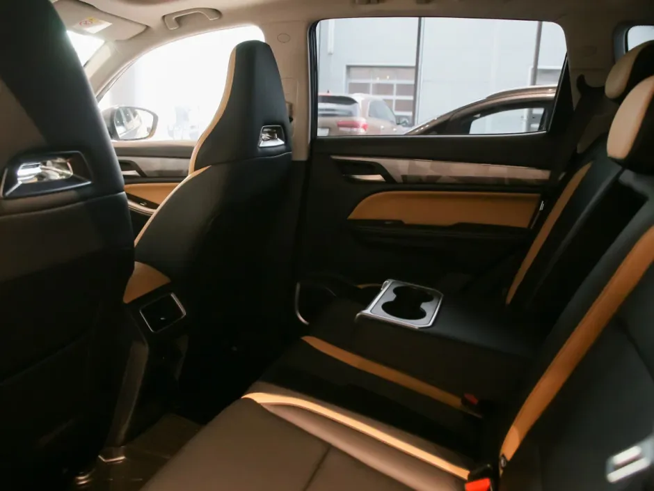 Автомобиль Livan X6 Pro, 1.5 л, передний привод, Робот, бензин в наличии в Краснодаре