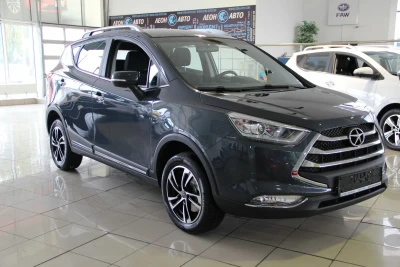 Автомобиль JAC S3, 1.6 л, передний привод, МКПП, бензин в наличии в Екатеринбург