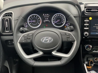 Автомобиль Hyundai Creta, 1.6 л, полный привод, МКПП, бензин в наличии в Краснодаре