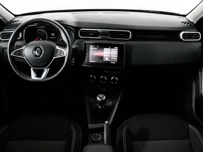 Автомобиль Renault Duster, 1.6 л, полный привод, МКПП, бензин в наличии в Новосибирск