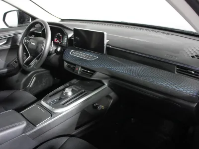 Автомобиль Haval Jolion, 1.5 л, передний привод, Робот, бензин в наличии в Новосибирск