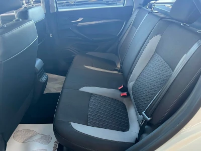 Автомобиль LADA Vesta SW, 1.6 л, передний привод, МКПП, бензин в наличии в Екатеринбург