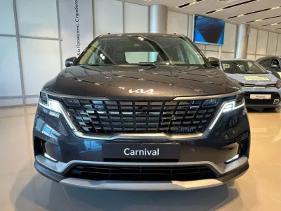 Автомобиль Kia Carnival, 2.2 л, передний привод, АКПП, дизель в наличии в Краснодаре