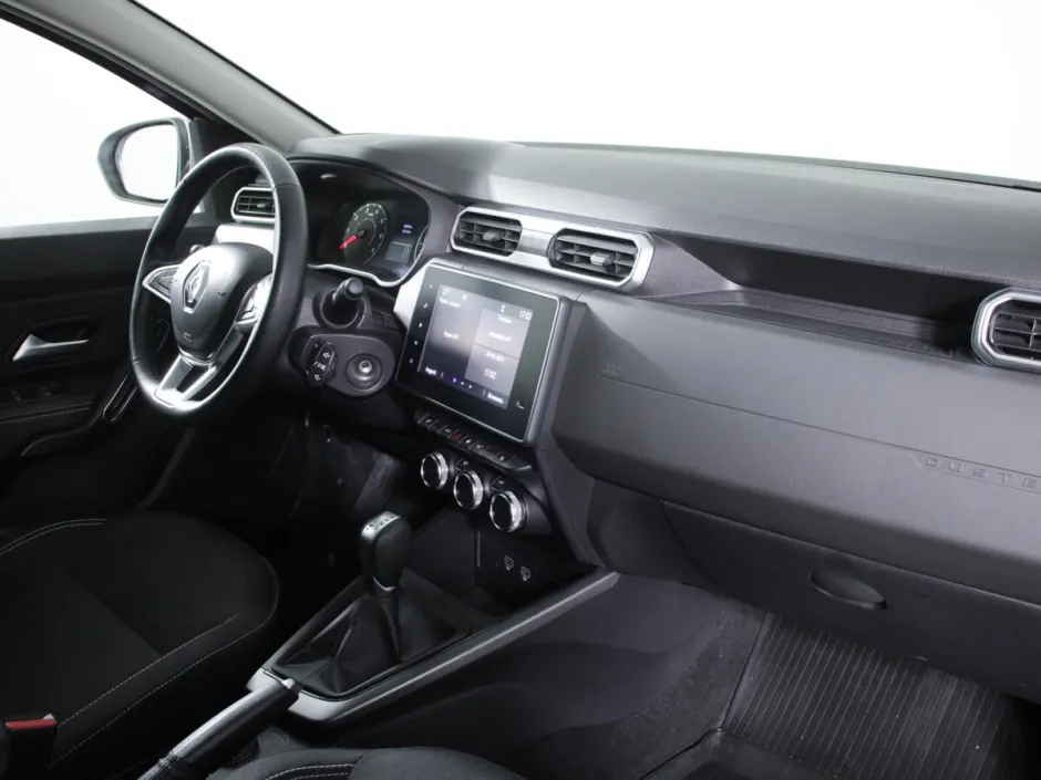 Автомобиль Renault Duster, 1.3 л, полный привод, Вариатор, бензин в наличии в Самаре