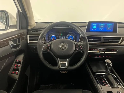 Автомобиль DongFeng 580, 1.5 л, передний привод, Вариатор, бензин в наличии в Краснодаре