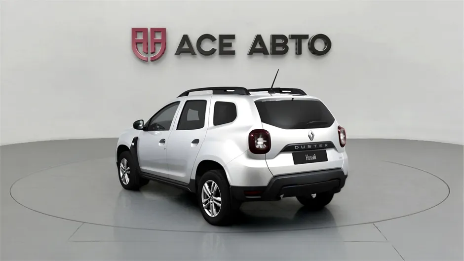 Автомобиль Renault Duster, 1.6 л, передний привод, МКПП, бензин в наличии в Самаре