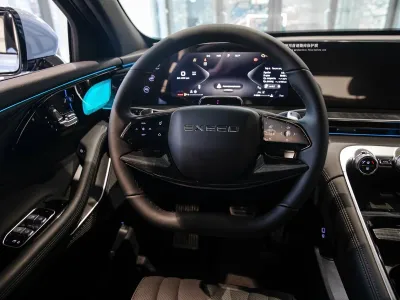 Автомобиль EXEED RX, 2 л, полный привод, Робот, бензин в наличии в Краснодаре