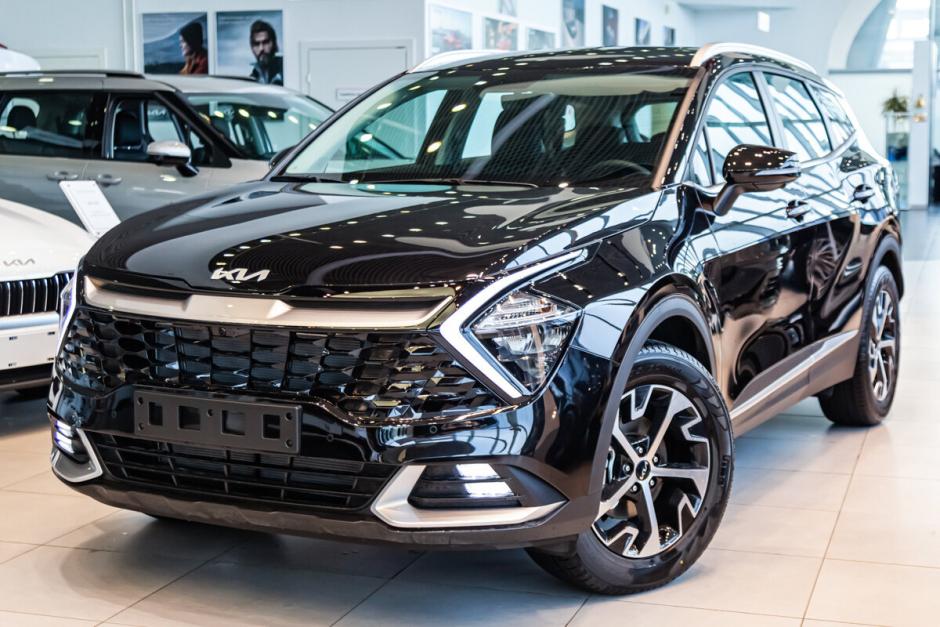 Автомобиль Kia Sportage, 2 л, передний привод, АКПП, бензин в наличии в Краснодаре
