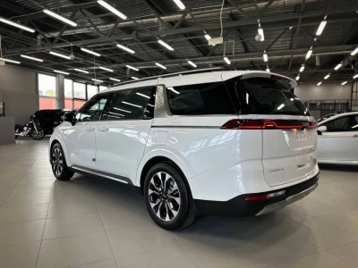 Автомобиль Kia Carnival, 2.2 л, передний привод, АКПП, дизель в наличии в Краснодаре