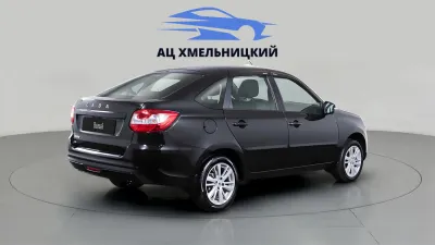 Автомобиль LADA Granta Лифтбек, 1.6 л, передний привод, МКПП, бензин в наличии в Новосибирск