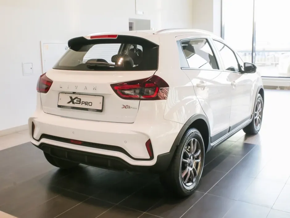 Автомобиль Livan X3 Pro, 1.5 л, передний привод, Вариатор, бензин в наличии в Краснодаре