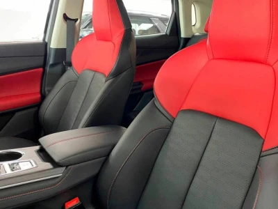 Автомобиль Changan UNI-S, 1.5 л, передний привод, Робот, бензин в наличии в Краснодаре