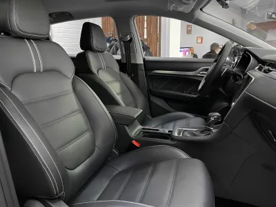 Автомобиль MG 6, 1.5 л, передний привод, Робот, бензин в наличии в Тюмени