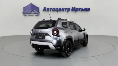 Автомобиль Renault Duster, 1.3 л, полный привод, Вариатор, бензин в наличии в Омске