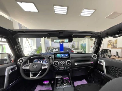 Автомобиль BAIC BJ 40, 2 л, полный привод, АКПП, бензин в наличии в Тюмени