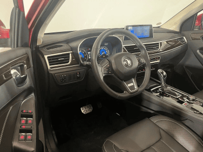 Автомобиль DongFeng 580, 1.5 л, передний привод, Вариатор, бензин в наличии в Краснодаре
