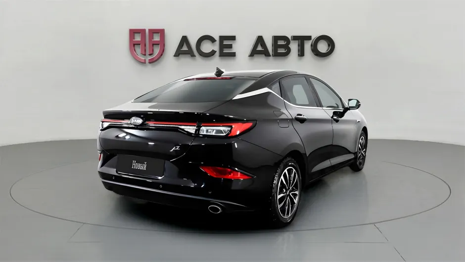 Автомобиль JAC J7, 1.5 л, передний привод, Вариатор, бензин в наличии в Самаре