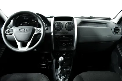 Автомобиль LADA Largus 5 мест, 1.6 л, передний привод, МКПП, бензин в наличии в Новосибирск